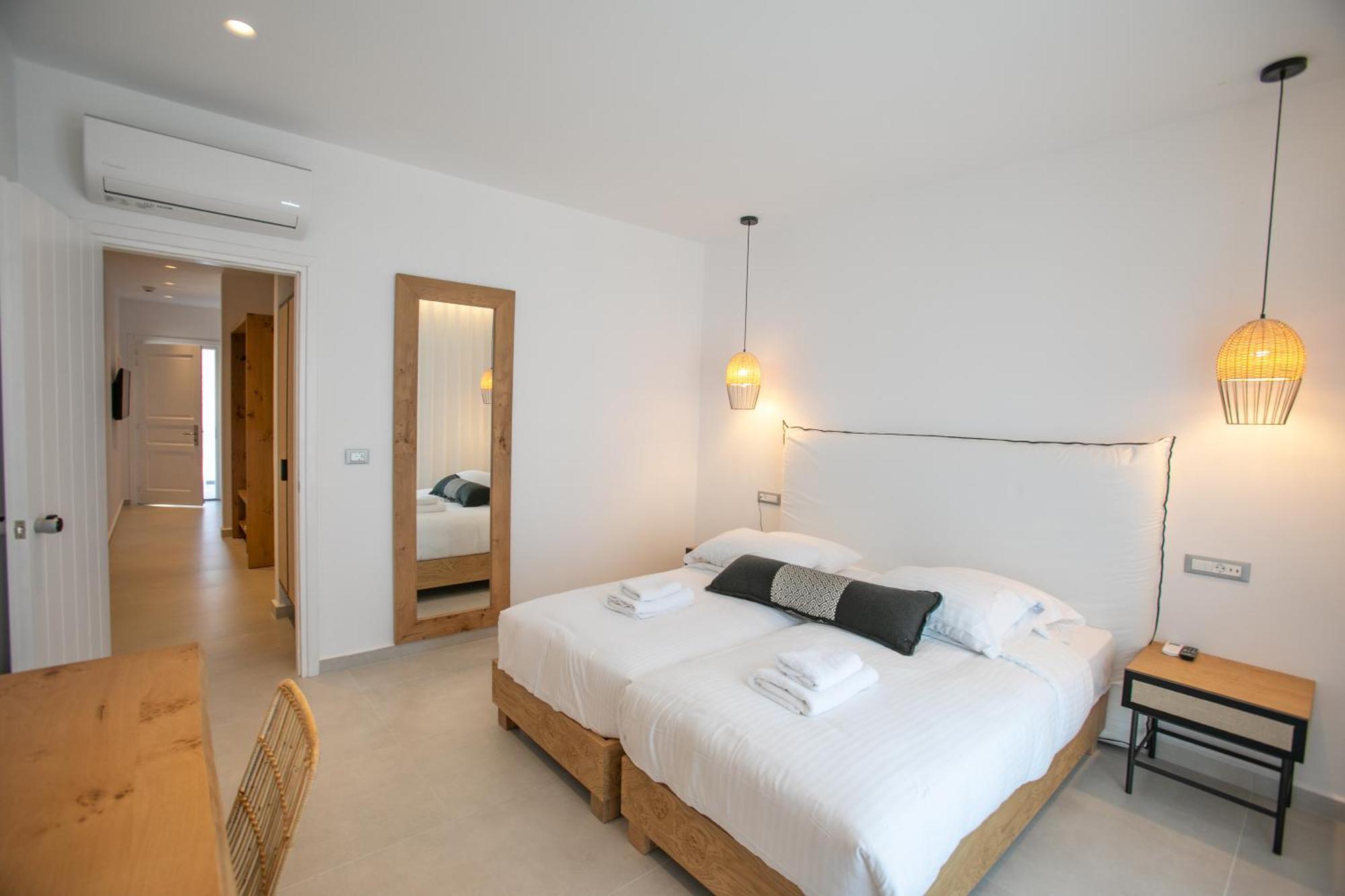 The George Hotel Mykonos Platísz Jalósz Szoba fotó