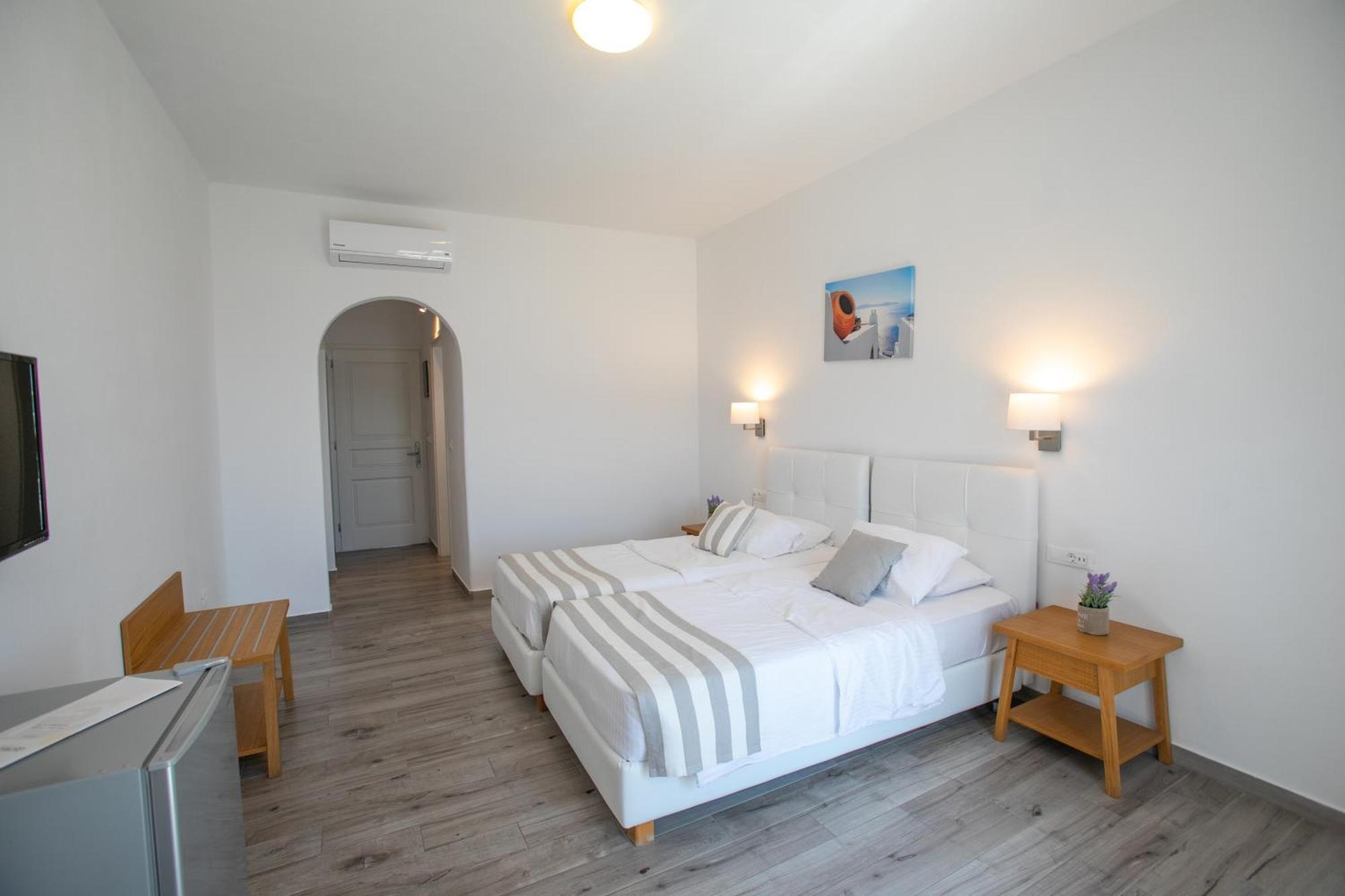 The George Hotel Mykonos Platísz Jalósz Szoba fotó